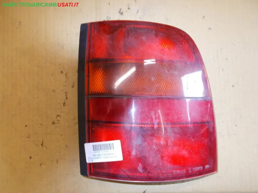 FANALE POST.S. NISSAN MICRA (K11E)