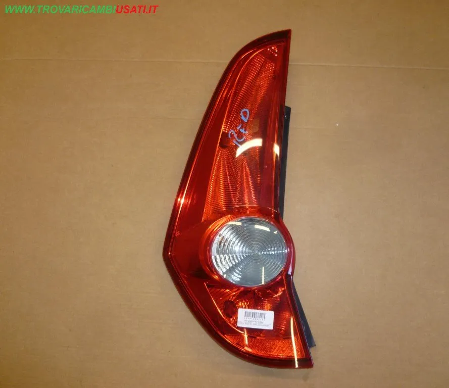 FANALE POST.S. OPEL AGILA (H08)