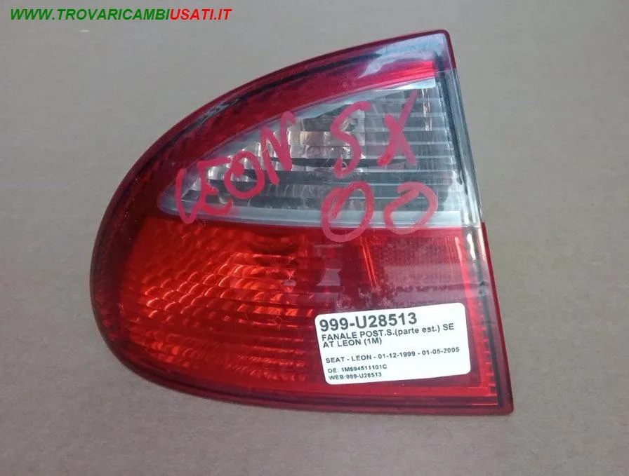 FANALE POST.S.(parte est.) SEAT LEON (1M)