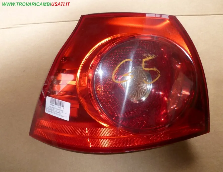 FANALE POST.S.(parte est.) VOLKSWAGEN GOLF (1K) 3 porte / 5 porte