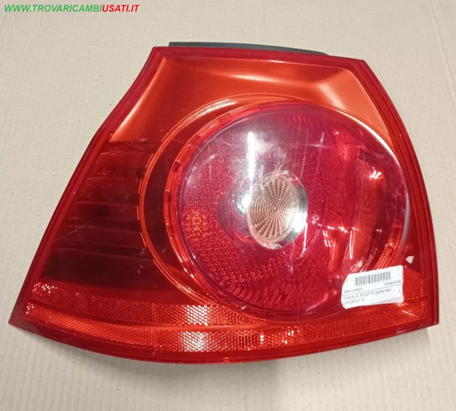 FANALE POST.S.(parte est.) VW GOLF V - 1K6945095E