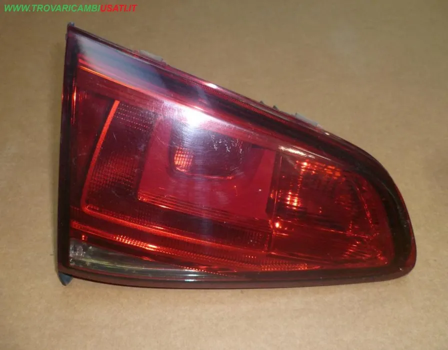 FANALE POST.S.(parte int.) 5G0945093AC