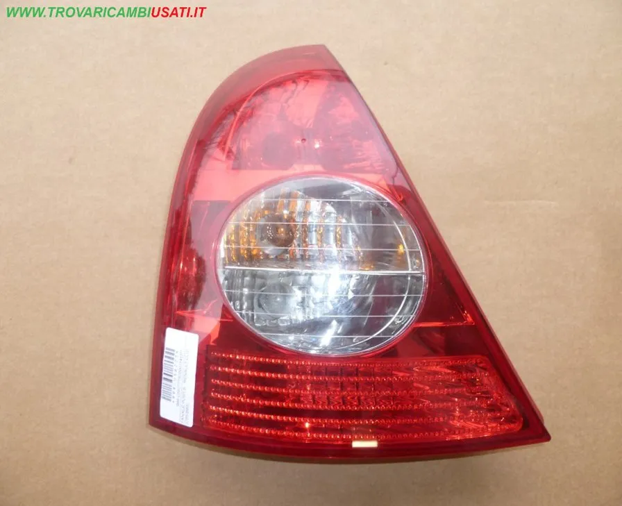 FANALE POST.S. RENAULT CLIO (C65/B65)