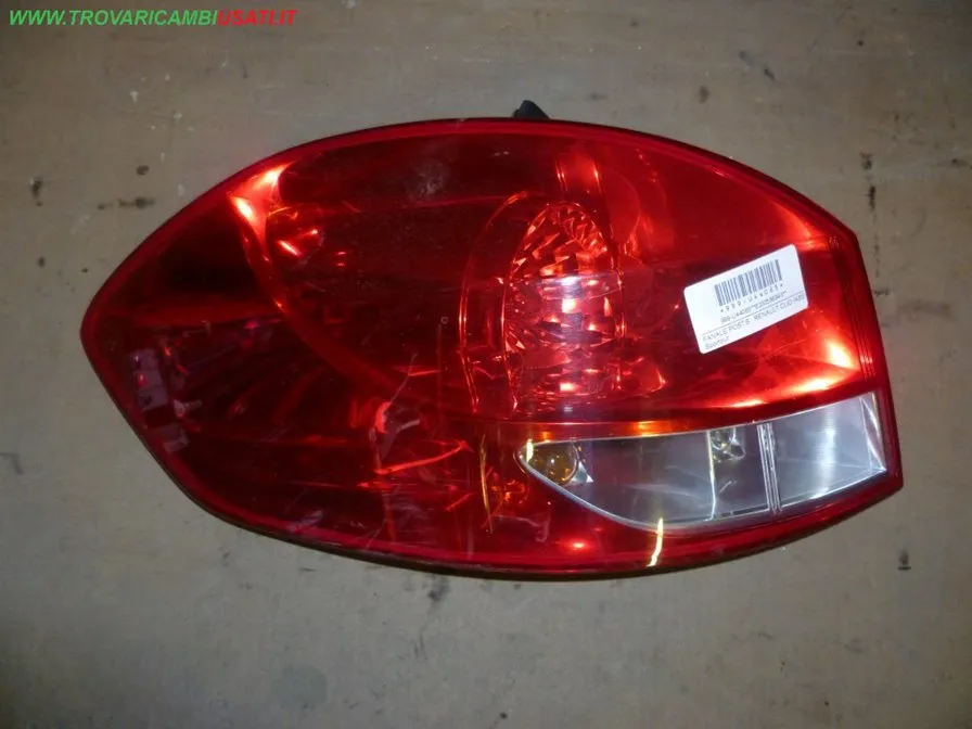 FANALE POST.S. RENAULT CLIO (K85) Sportour