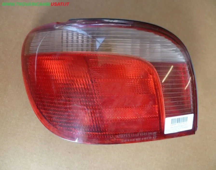 FANALE POST.S. TOYOTA YARIS (XP10) 3 porte / 5 porte