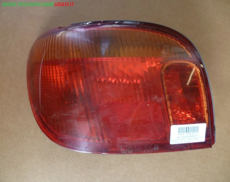 FANALE POST.S. TOYOTA YARIS (XP10) 3 porte / 5 porte