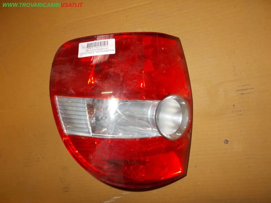 FANALE POST.S. VOLKSWAGEN FOX (5Z)