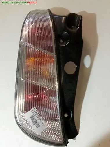 FANALE POST. SX VETRO BIANCO