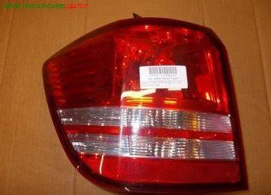 FANALE POST. PARTE EST. S. DODGE JOURNAY 05067785AB DODGE - JOURNEY - 2009 > CODICE/I: OE K05067785AF 999-U49869 OE K05067785AB OE K05067785AC OE K05067785AD