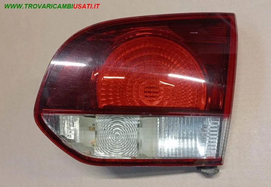 FANALE POSTERIORE DESTRO INTERNO FUME'
