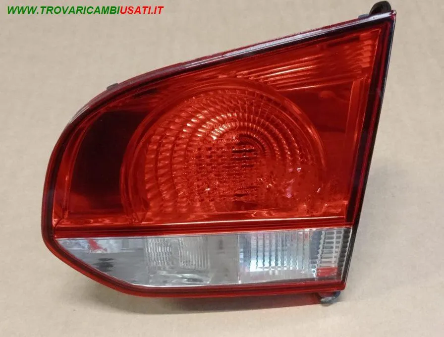 FANALE POSTERIORE SINISTRO INTERNO ROSSO/BIANCO