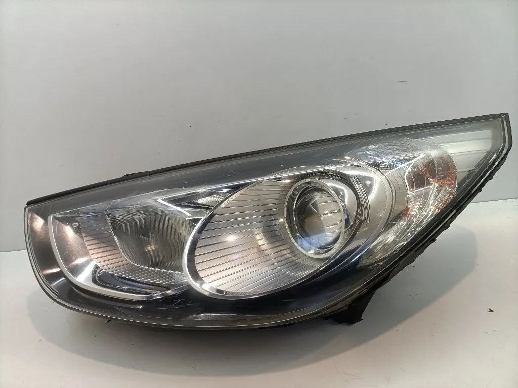 FARO ANTERIORE SINISTRO HYUNDAI iX35 1° Serie 921012Y000 D4FD (10>)