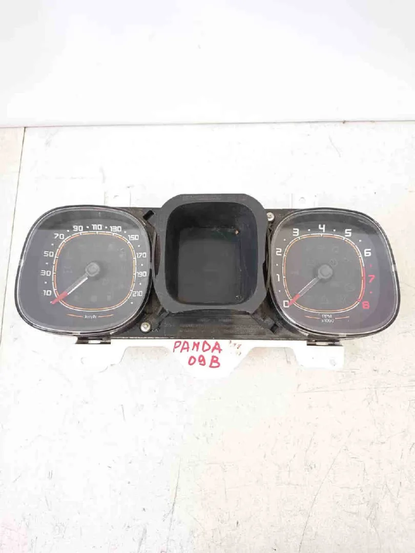 Quadro Strumenti FIAT Panda 3° Serie del 2012  CODICE RICAMBIO : 0887766550