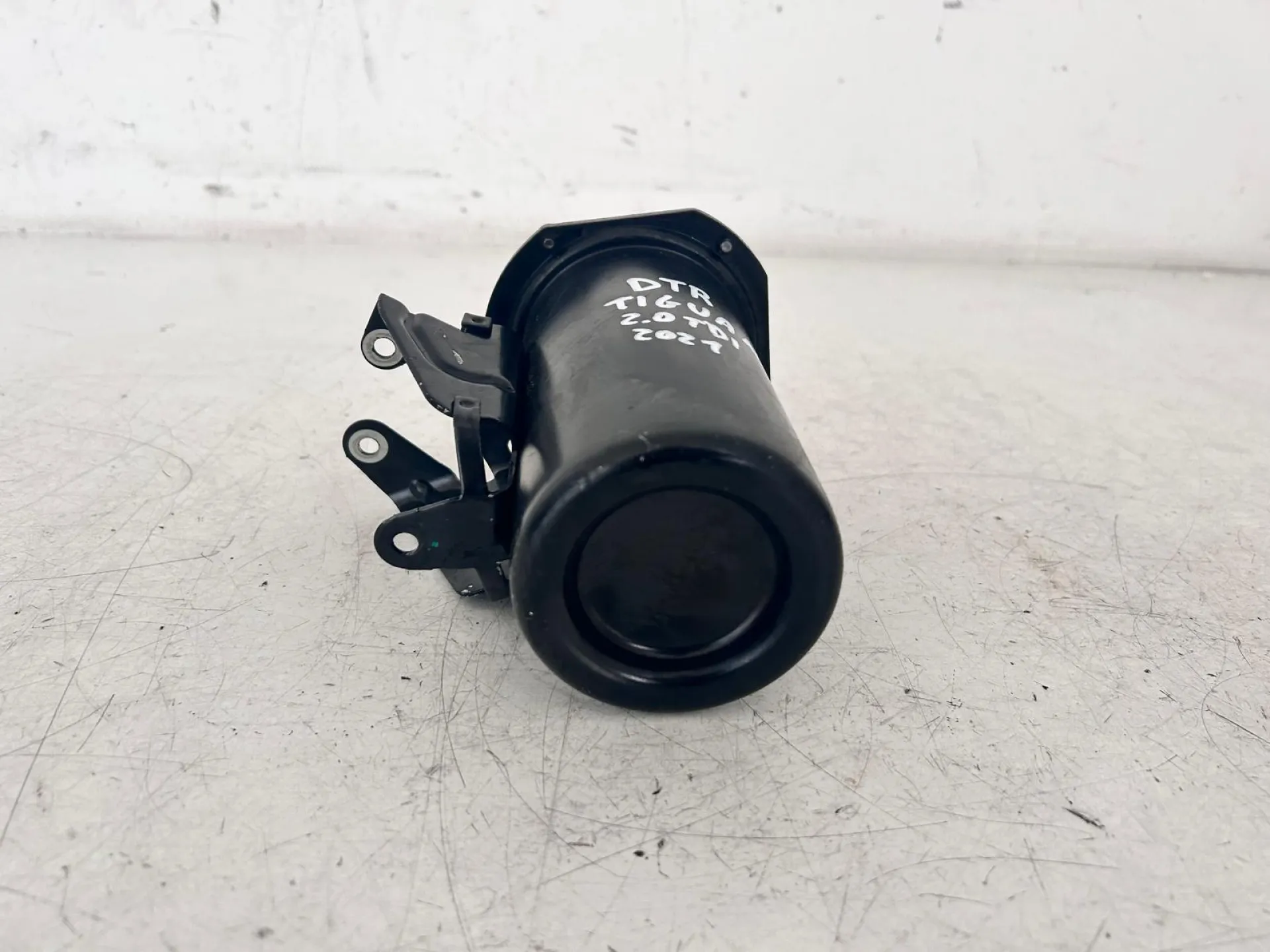 FILTRO CARBURANTE con codice 5Q0127400S da VOLKSWAGEN Tiguan Serie Diesel 2000 (16>)