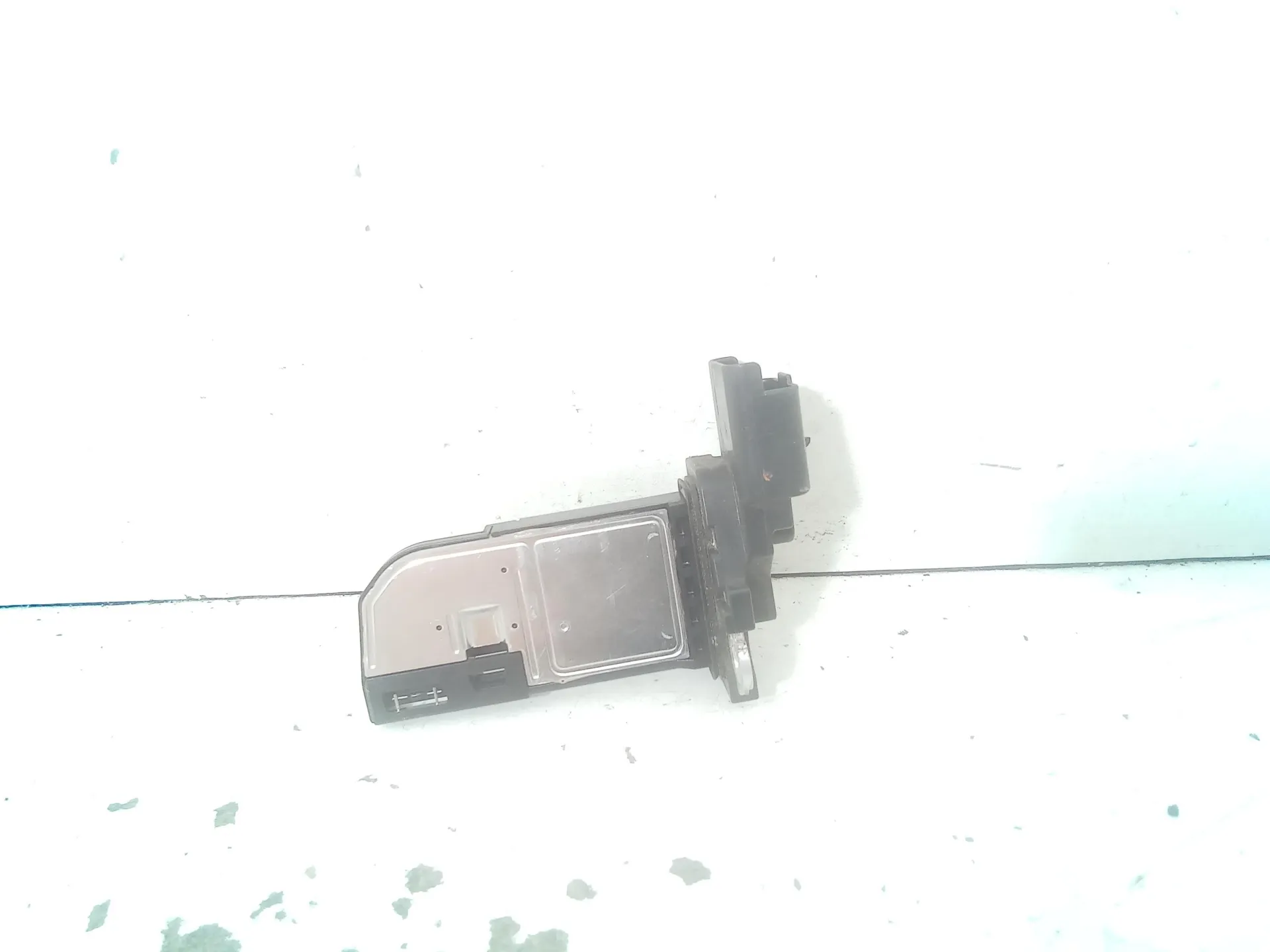 FLUSSOMETRO con codice 9677093080 da CITROEN C3 (16>)