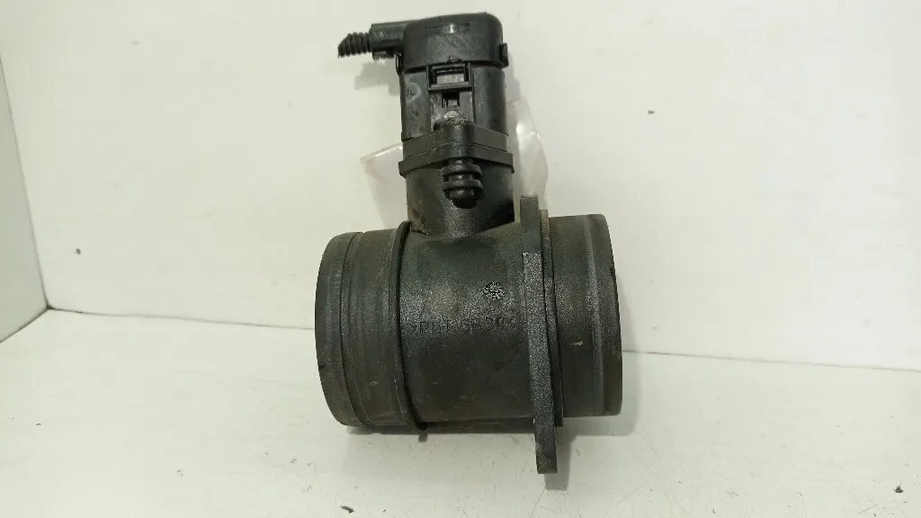 FLUSSOMETRO VOLKSWAGEN Golf 5 Variant 038906461B BXE diesel 1896 (07>)