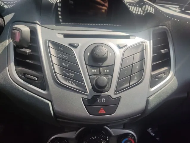 Autoradio FORD FIESTA  del 2011