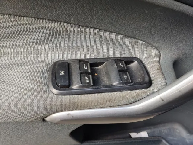 FANALE POST SX EST FORD FIESTA 08>12