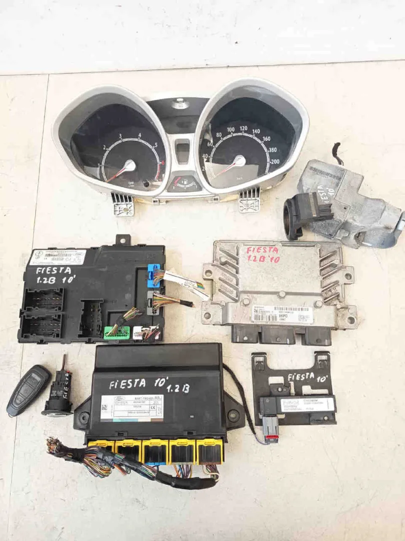 Kit Centralina Motore FORD Fiesta 6° Serie del 2008 - 2017  CODICE RICAMBIO : 8a6t-19g481-aaj