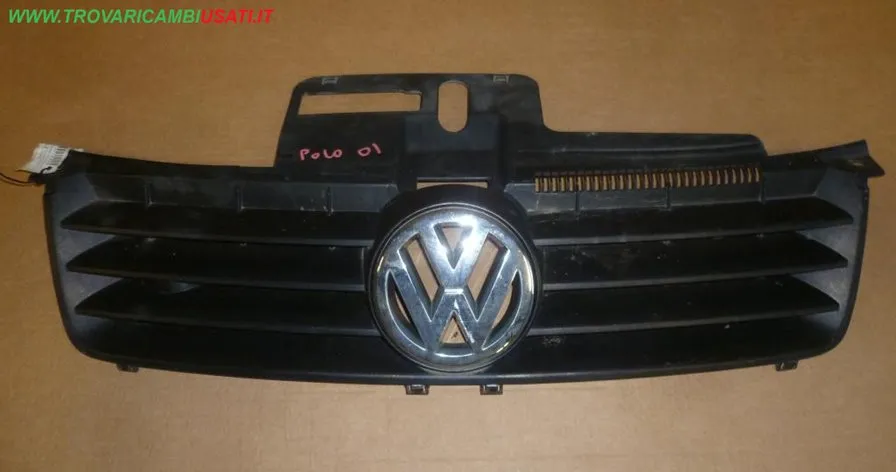 GRIGLIA COMPL. CON STEMMA VOLKSWAGEN POLO (9N)