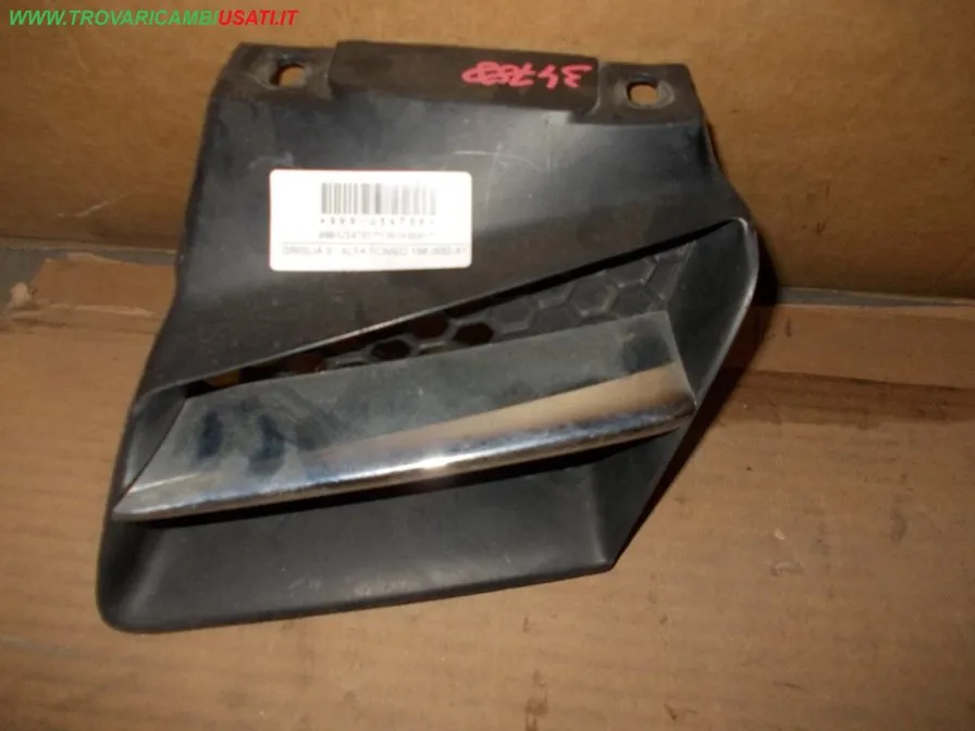 GRIGLIA S. ALFA ROMEO 156 (932-X1)