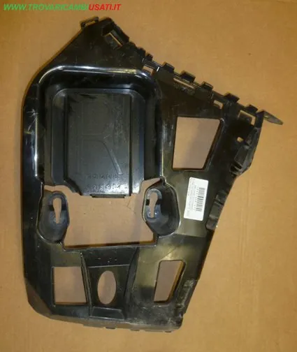 GUIDA LAT. PARAURTI POST. D. BMW Serie 1 F20 5 porte