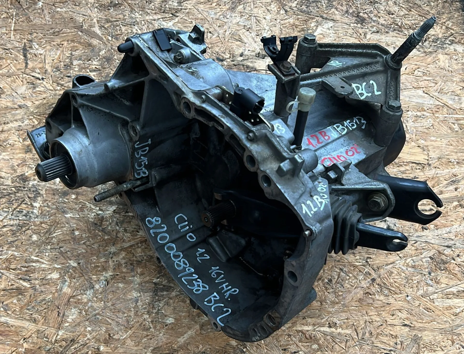 Cambio Manuale Completo RENAULT Clio Serie (01>05) del 2001 - 2005 CODICE RICAMBIO : 8200089238