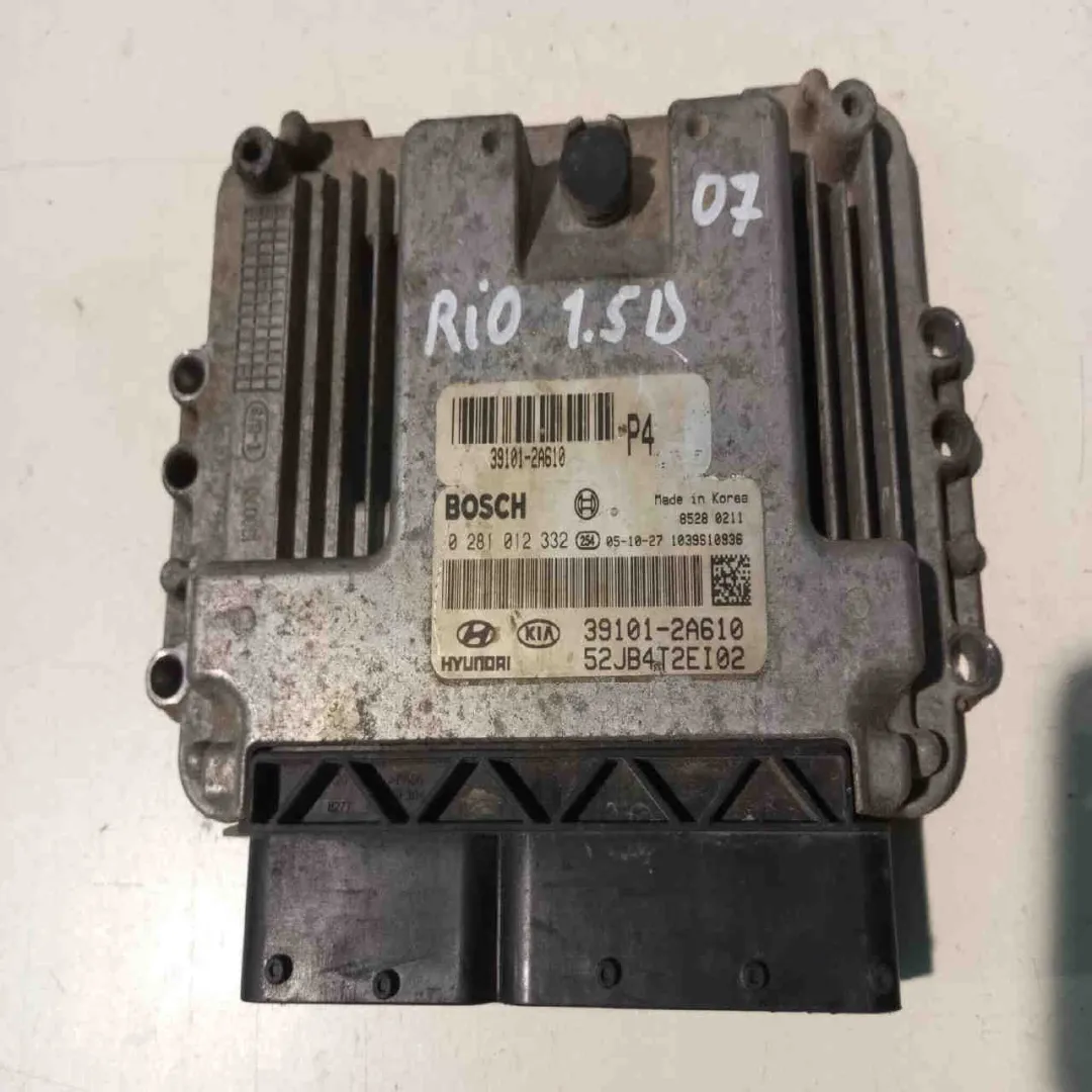 Centralina motore KIA Rio 3° Serie del 2005 - 2011 CODICE RICAMBIO : 0281012332