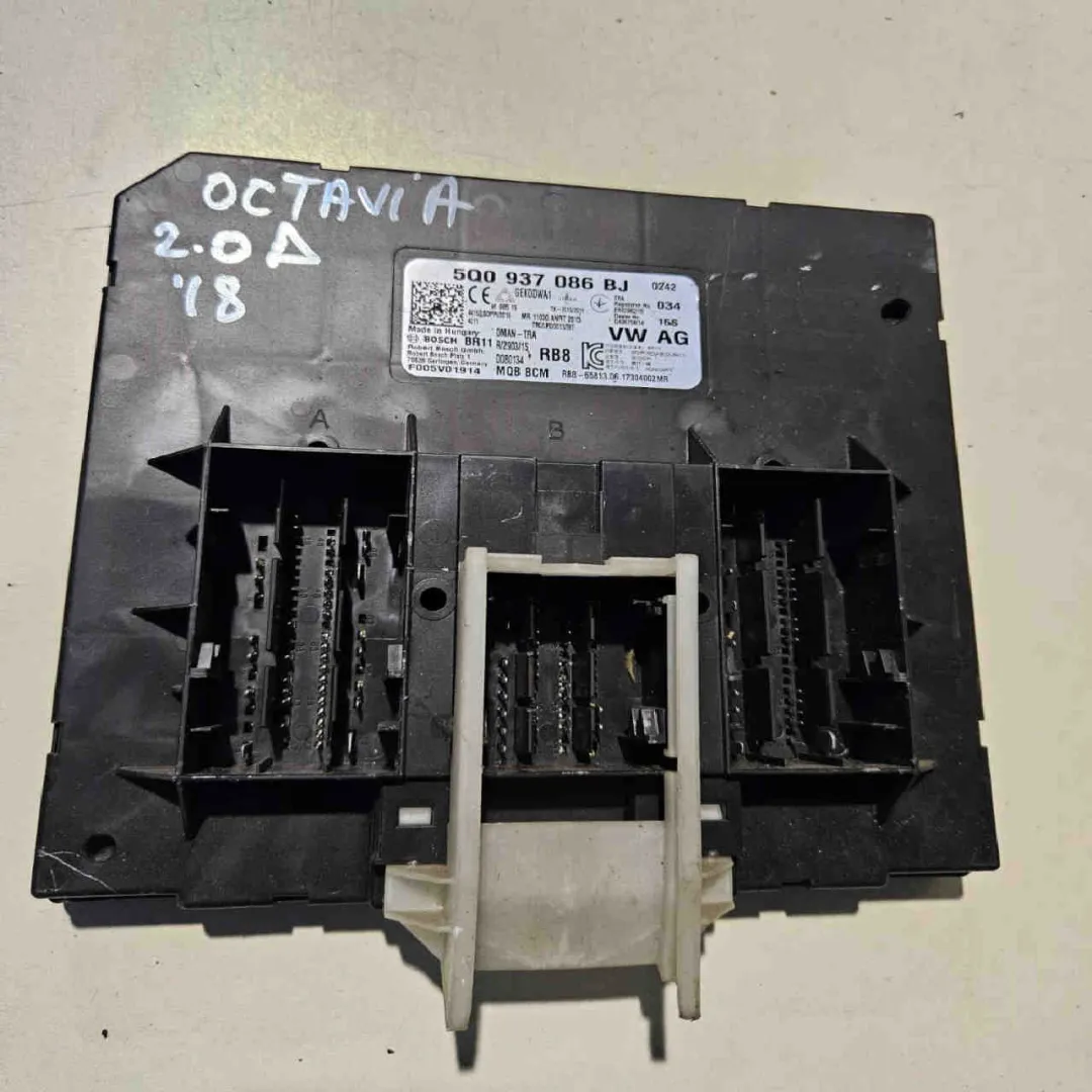 Body Computer SKODA Octavia S.Wagon 5° Serie (5E5) (16>) del 2016 CODICE RICAMBIO : 5Q0937086BJ