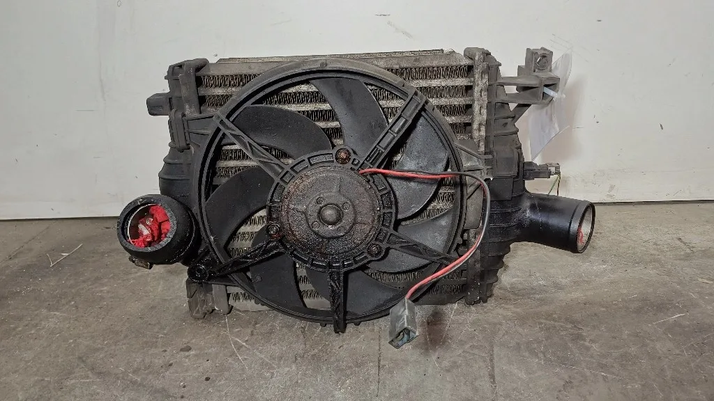 INTERCOOLER MERCEDES Vito W638 A6385012901 611980 diesel 2151 (95>03)