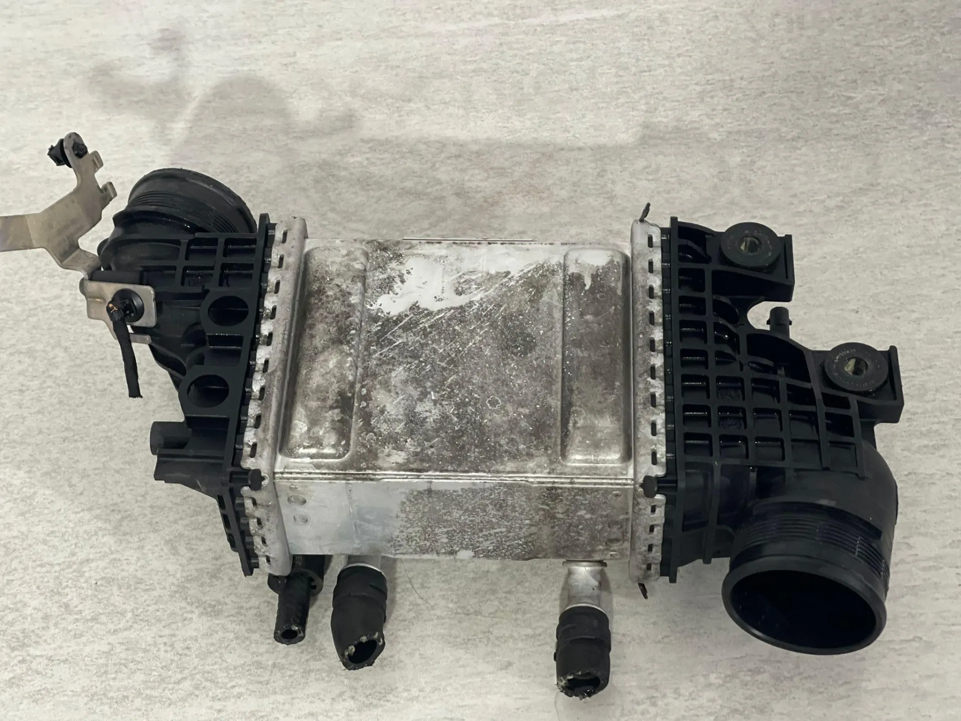 INTERCOOLER con codice GP677008 da VOLKSWAGEN Crafter Serie con codice motore DAW Diesel 2000 (17>)