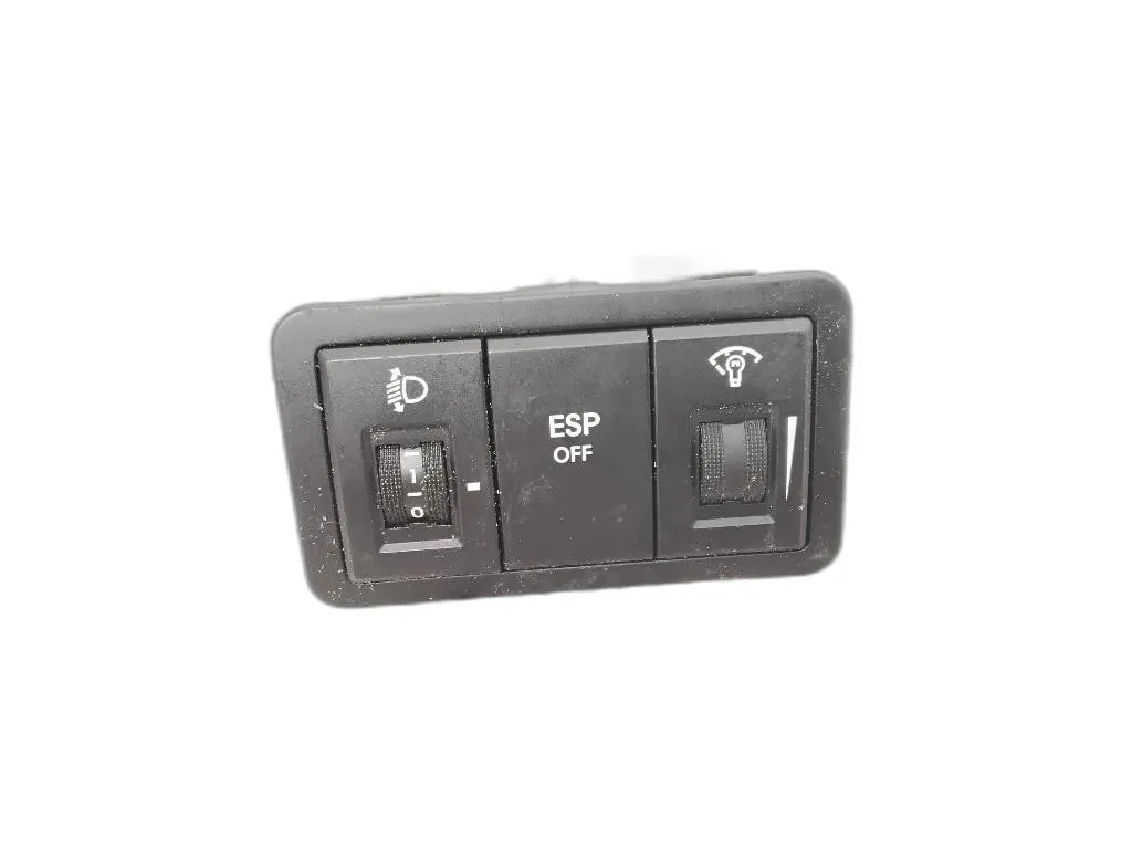 INTERRUTTORE COMANDO LUCI con codice 93700-1J700 da HYUNDAI i20 1° Serie (08>14)