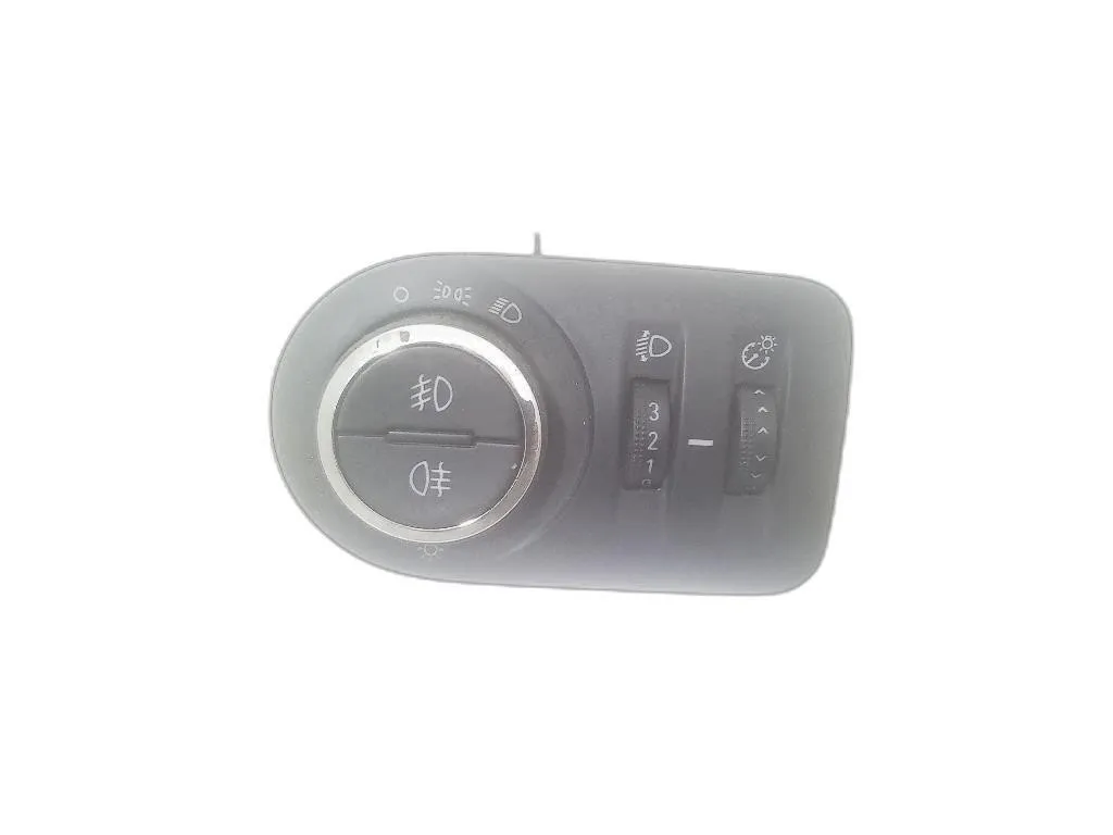 INTERRUTTORE COMANDO LUCI con codice 13310331 da OPEL Corsa D 5P 2° Serie (11>)