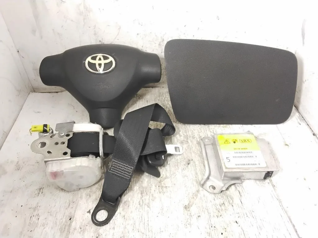 KIT AIRBAG COMPLETO con codice 89170-0H050 da TOYOTA Aygo 2° Serie (08>14)