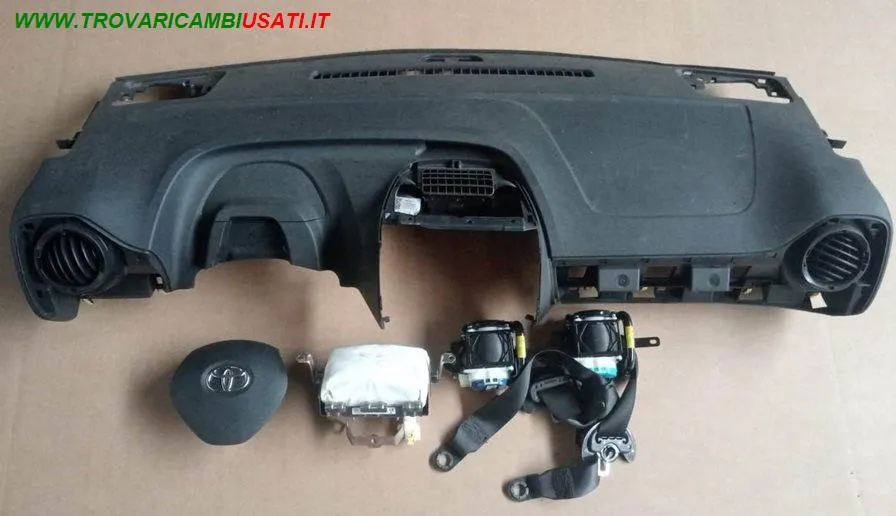 KIT AIRBAG COMPLETO DI ACCESSORI  AIR VOLANTE SP. ARANCIO, PASSEGGERO SPINA ARANCIO, 2 CINTURE SPINA VERDE 451300H101B0 - 739600H010 - 732100H030C0 - 732200H030C0 - 553000H905B0