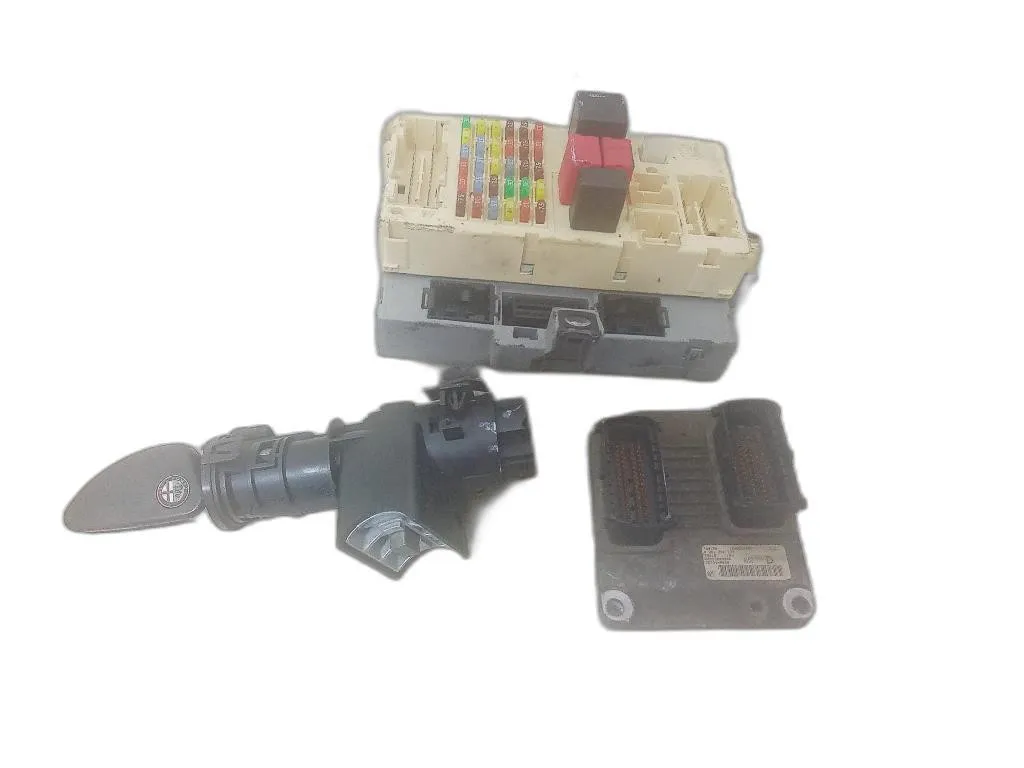 KIT CENTRALINA MOTORE con codice 0261207727 552049900 da ALFA ROMEO 147 Serie (937) (00>05<) AR37203 benzina 1598 (00>05)