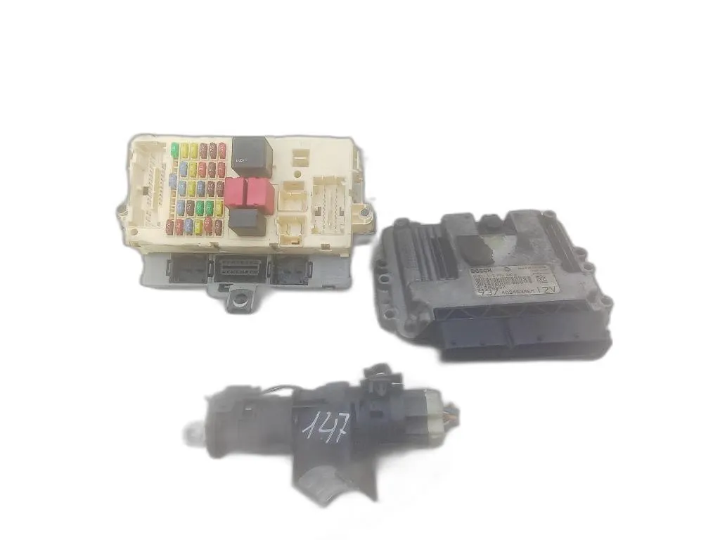 KIT CENTRALINA MOTORE con codice 0281012882 51806557 da ALFA ROMEO 147 Serie (937) (00>05<) 937A3000 diesel 1910 (00>05)