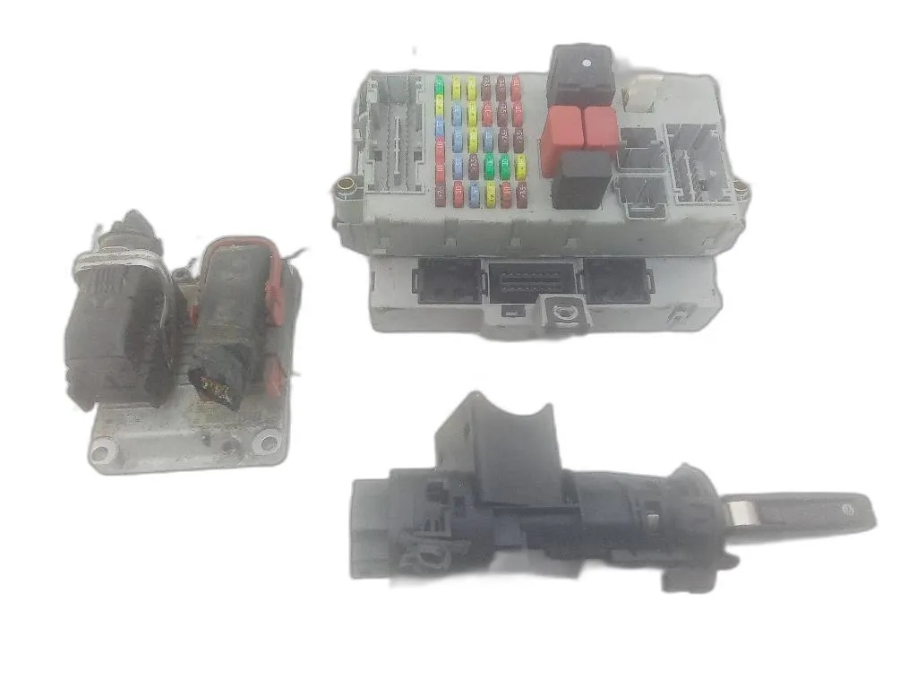 KIT CENTRALINA MOTORE con codice 0261207727 552049900 da ALFA ROMEO 147 Serie (937) (00>05<) AR37203 benzina 1598 (00>05)