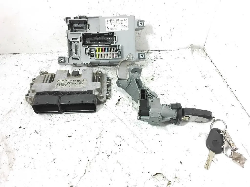 KIT CENTRALINA MOTORE con codice 0261S05142 51851840 505181200 da ALFA ROMEO Mito Serie (955_) 198A4000 bifuel/gas 1368 (08>)
