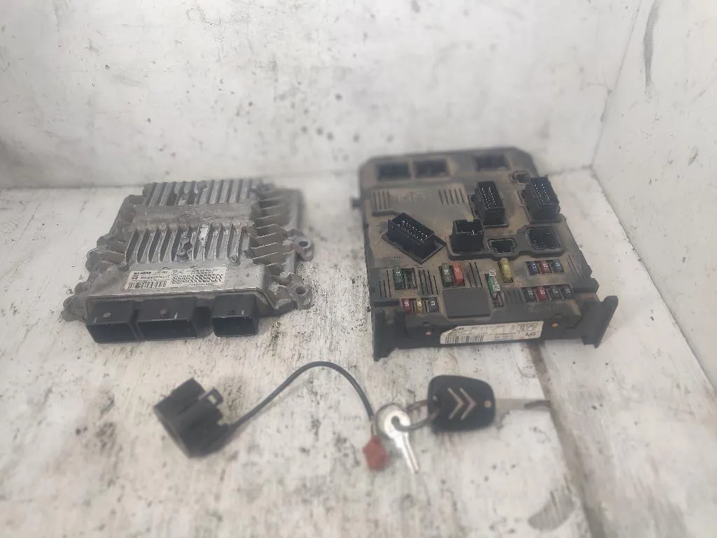 KIT CENTRALINA MOTORE con codice 5WS40075D-T 9648624280 9650585780 da CITROEN C2 2° Serie DV4TD diesel 1398 (05>08)