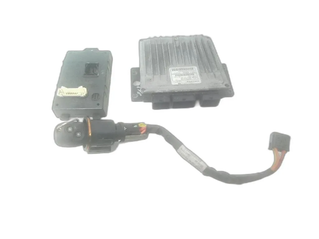 KIT CENTRALINA MOTORE con codice 8201002106 da DACIA Sandero 1° Serie K9K792 diesel 1461 (08>12)