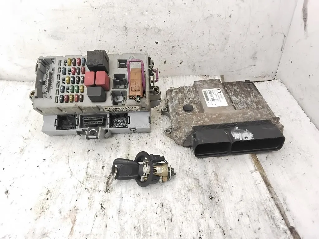 KIT CENTRALINA MOTORE con codice MJD6JF.D3 51758210 51744896 da FIAT Doblo Cargo 188A9000 diesel 1248 (00>05)