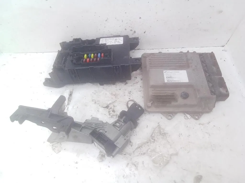 KIT CENTRALINA MOTORE con codice MJD6F3.PB 51826696 517986150 da FIAT Grande Punto 1° Serie 199A3000 diesel 1248 (05>08)