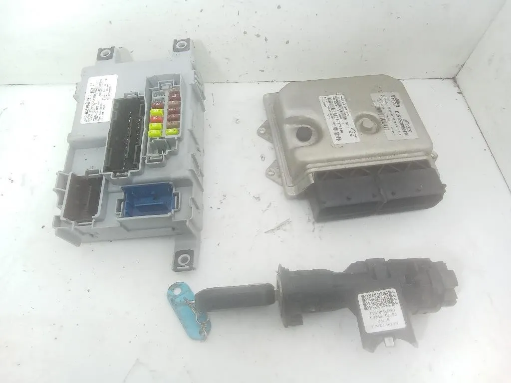 KIT CENTRALINA MOTORE con codice MJD9DF.P2 55274940 520486370 da FIAT Panda 3° Serie 312B1000 diesel 1248 (12>)