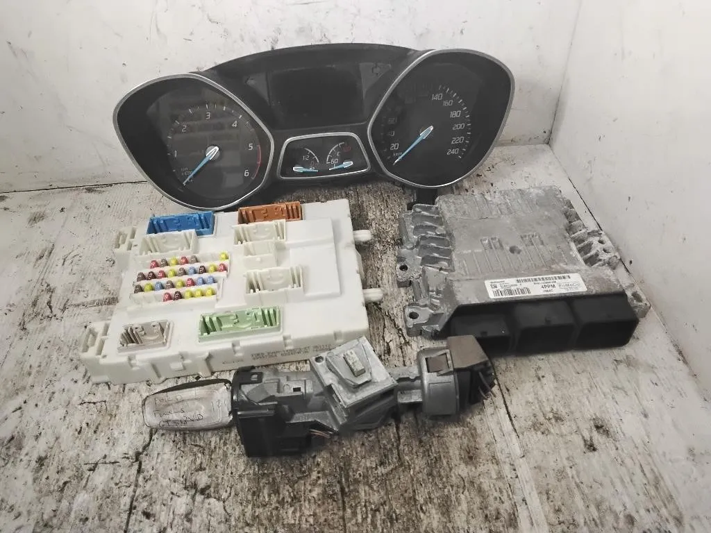 KIT CENTRALINA MOTORE con codice bv61-12a650-nm s180133036 BV6N-14A073-ET da FORD Focus Berlina 4° Serie T1DB diesel 1560 (08>11)