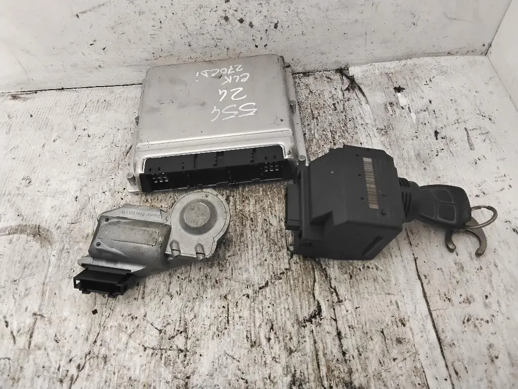 KIT CENTRALINA MOTORE con codice 0281011471 A6121536879 da MERCEDES CLK Coupé W209 612967 diesel 2685 (02>)