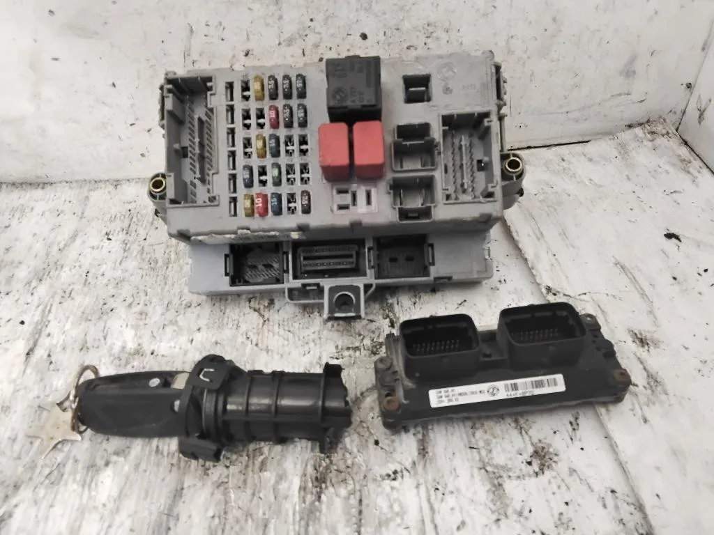 KIT CENTRALINA MOTORE con codice IAW5AF.NY 55187376 51734379 da LANCIA Ypsilon 1° Serie 188A4000 benzina 1242 (03>06)