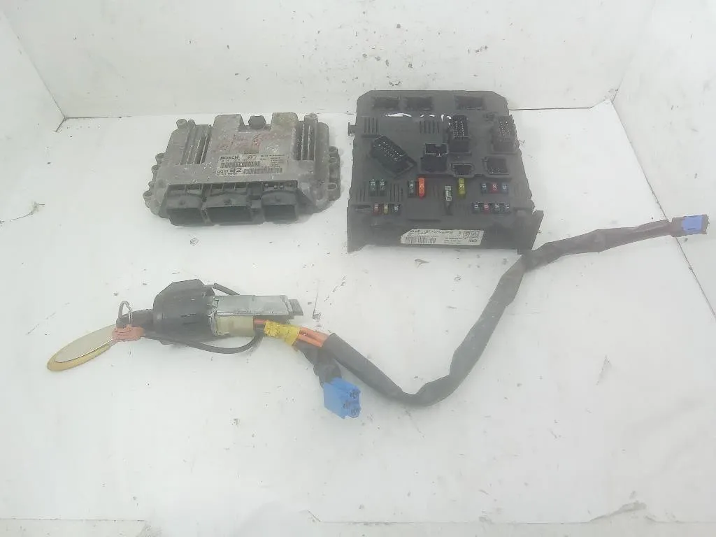 KIT CENTRALINA MOTORE con codice 0281010707 9647158080 9649627980 da PEUGEOT 206 1° Serie 8HX diesel 1398 (98>03)