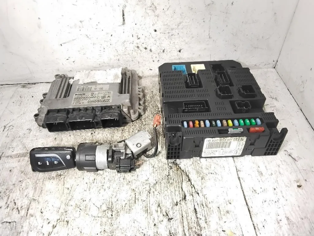 KIT CENTRALINA MOTORE con codice 0281013868 9663755480 9659285380 da PEUGEOT 207 1° Serie DV6ATED4 diesel 1560 (06>09)