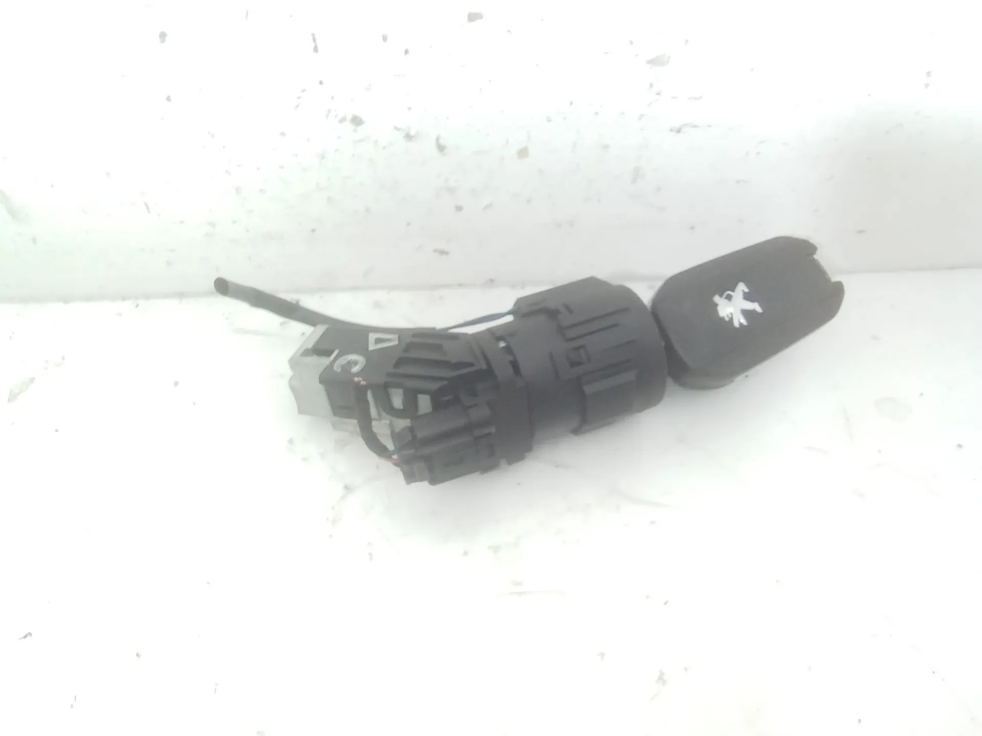 KIT CENTRALINA MOTORE con codice 0281030545 da PEUGEOT 208 Serie 8h01 Diesel 1400 (12>19)